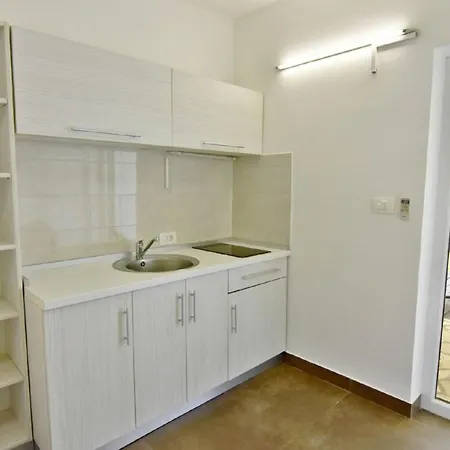 Modernes Studio-apartment Elio 3, Umag-punta Mit Swimmingpool, Whirlpool, Grill Lägenhet *