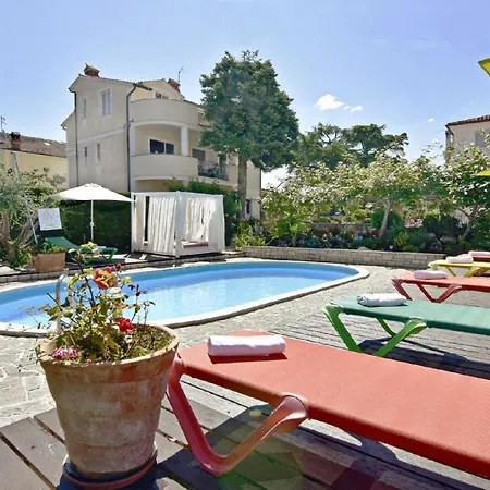 Modernes Studio-apartment Elio 3, Umag-punta Mit Swimmingpool, Whirlpool, Grill *