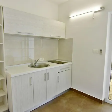 Lägenhet Modernes Studio-apartment Elio 3, Umag-punta Mit Swimmingpool, Whirlpool, Grill Umag